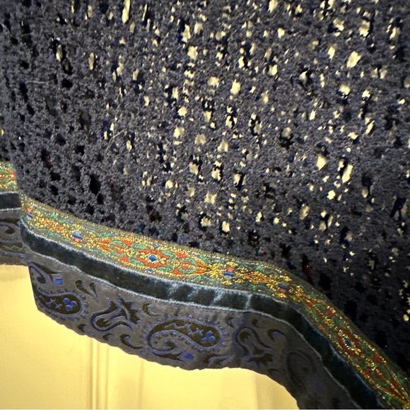 Norton Studio Size L Navy Crochet Poly Knit Short Jacket Mettallic Ribbon 3/4 Sl - Picture 3 of 5